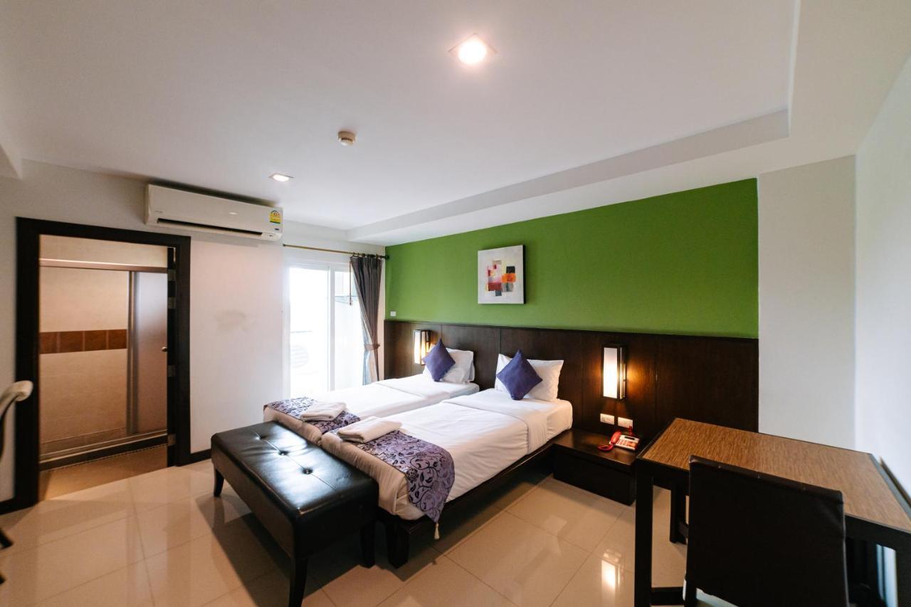Ratana Hotel Sakdidet, Phuket Town Extérieur photo