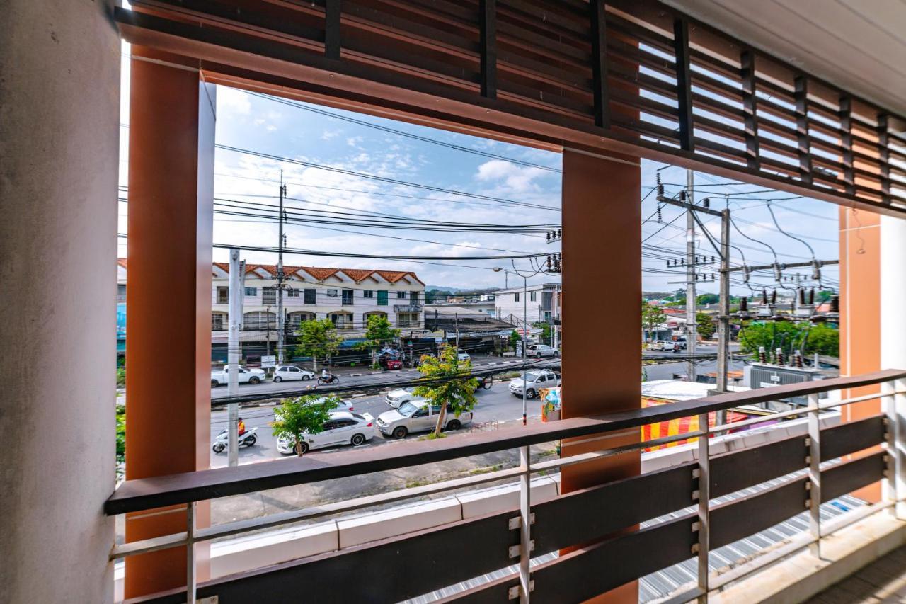 Ratana Hotel Sakdidet, Phuket Town Extérieur photo