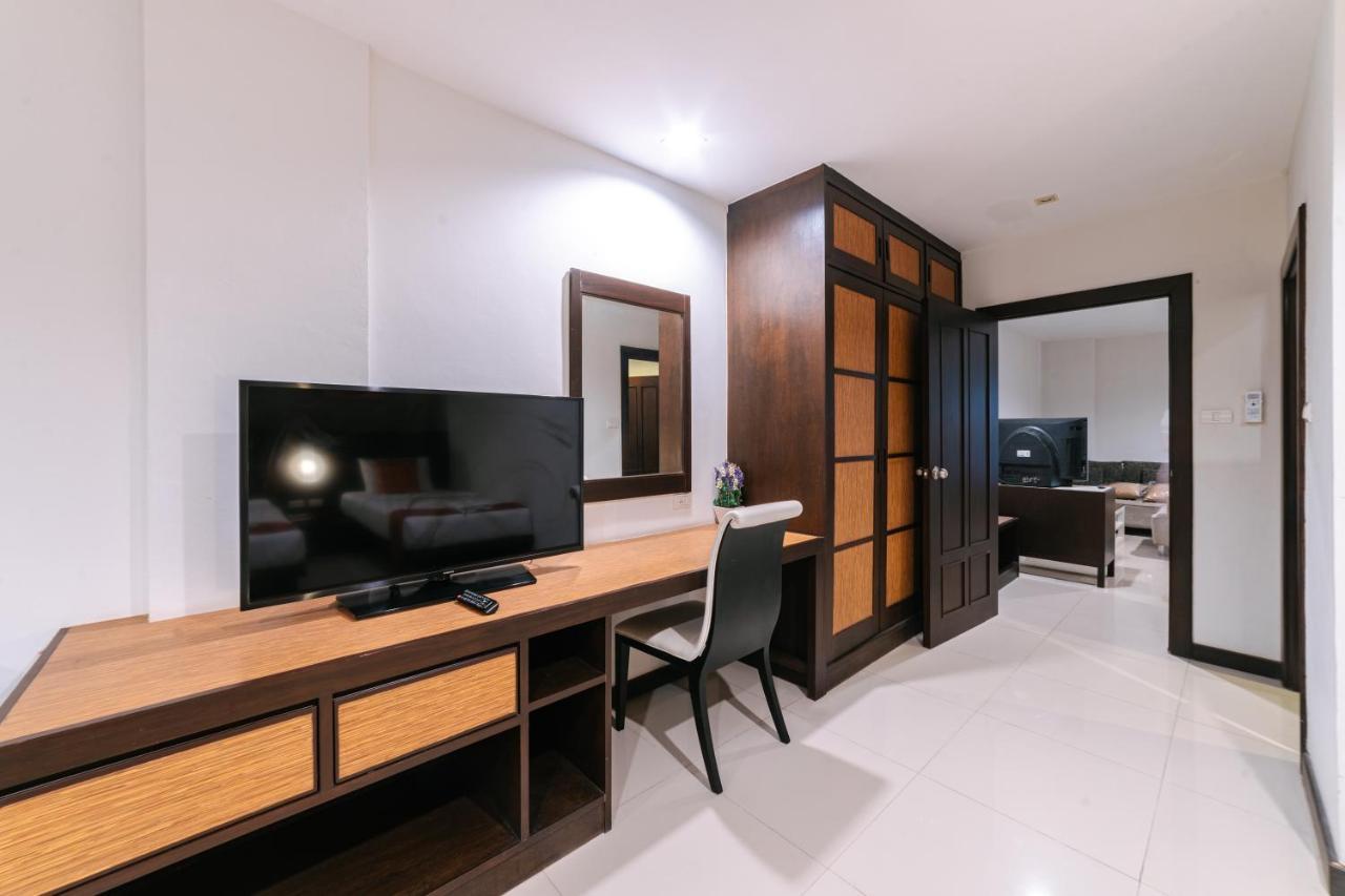 Ratana Hotel Sakdidet, Phuket Town Extérieur photo