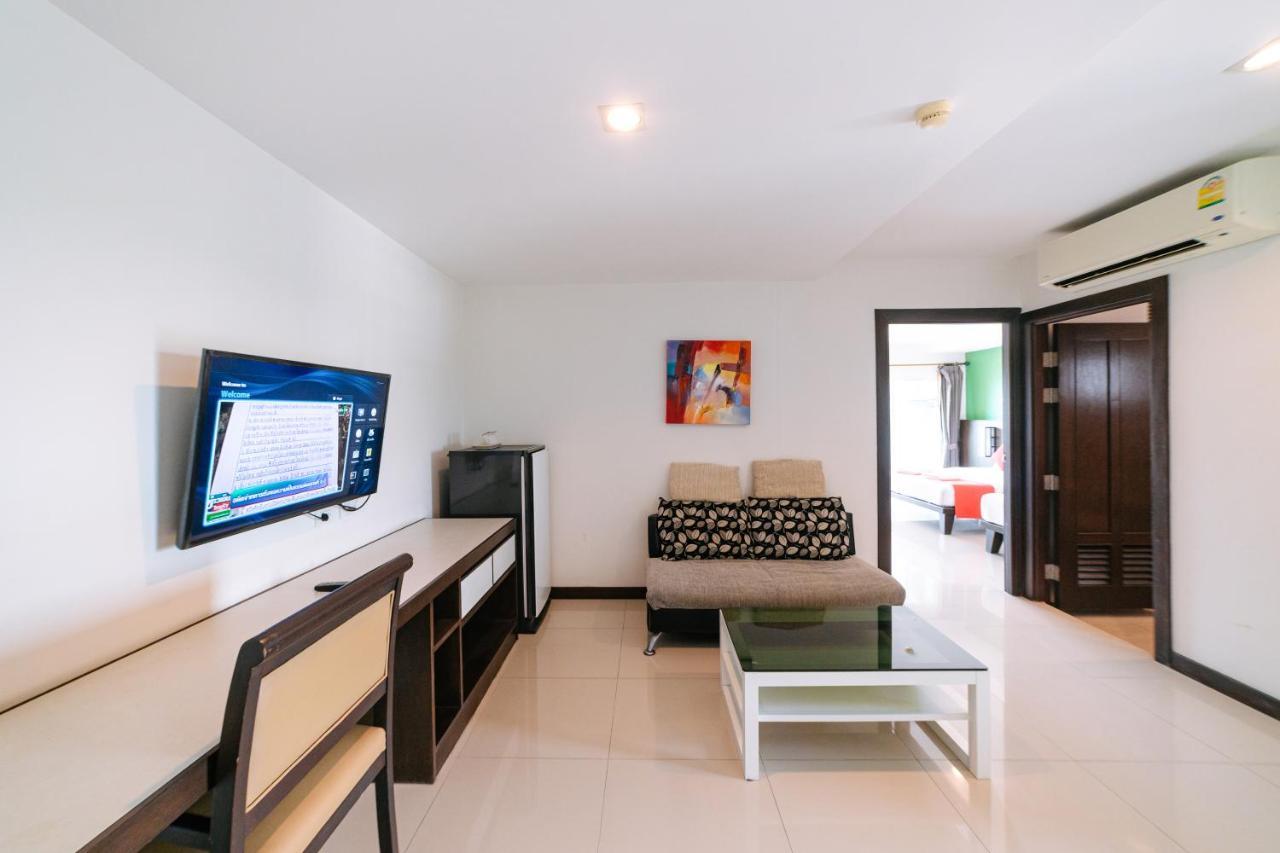 Ratana Hotel Sakdidet, Phuket Town Extérieur photo