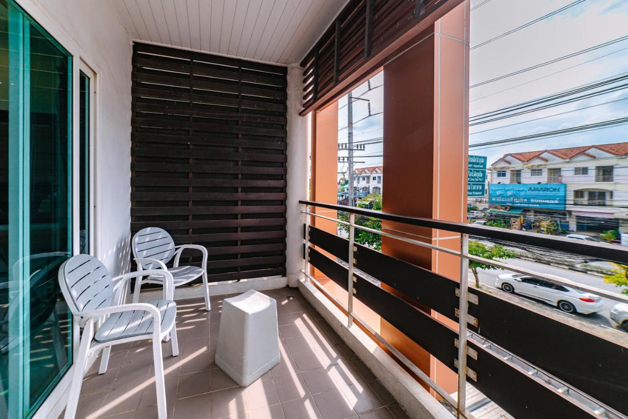 Ratana Hotel Sakdidet, Phuket Town Extérieur photo